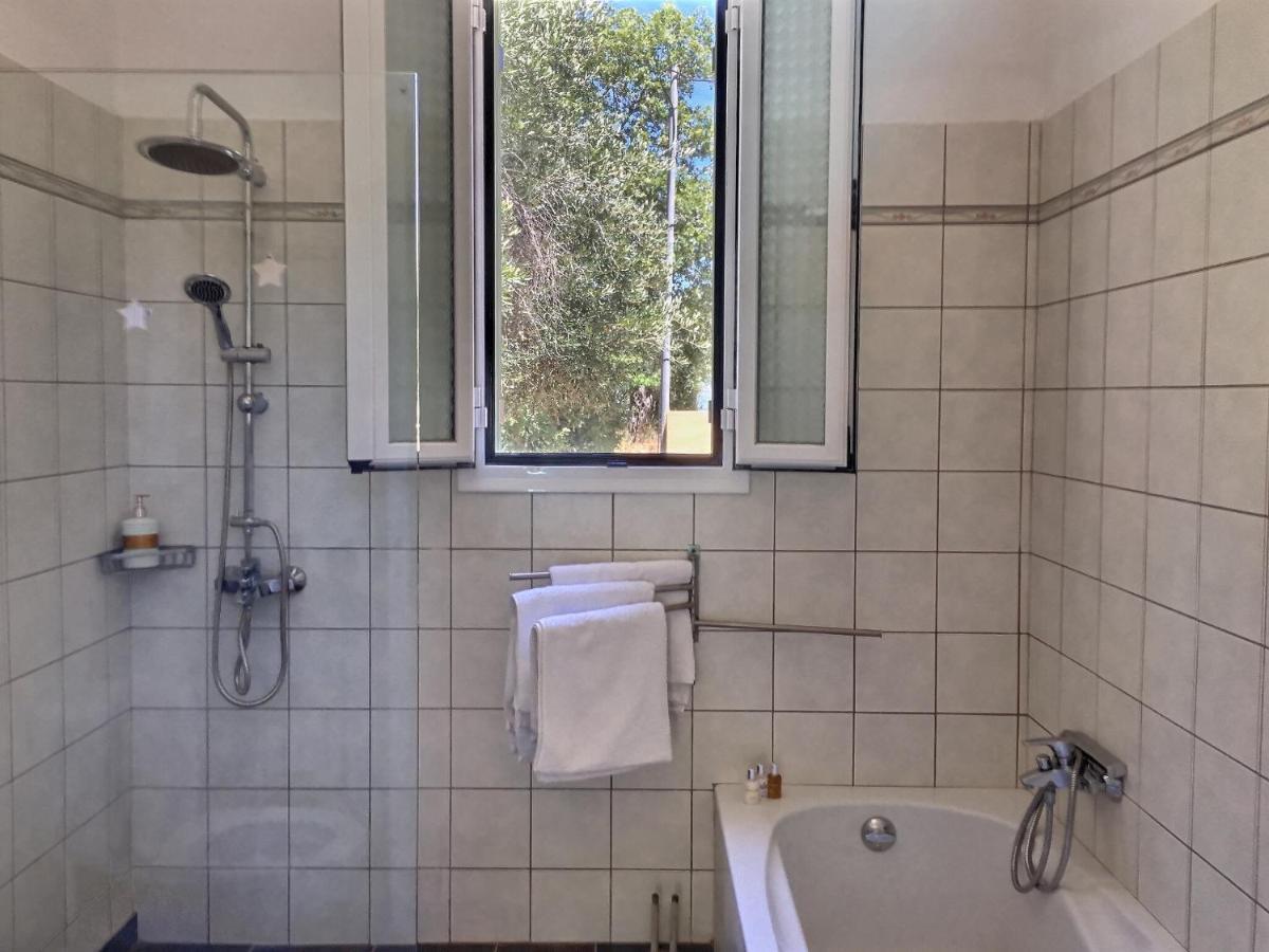 Gastouri Villa Pascalia With Heated Pool In October And Views Achílleion المظهر الخارجي الصورة