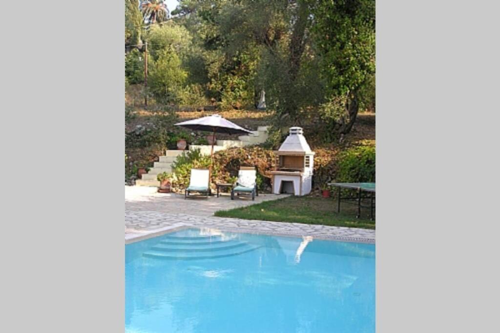 Gastouri Villa Pascalia With Heated Pool In October And Views Achílleion المظهر الخارجي الصورة