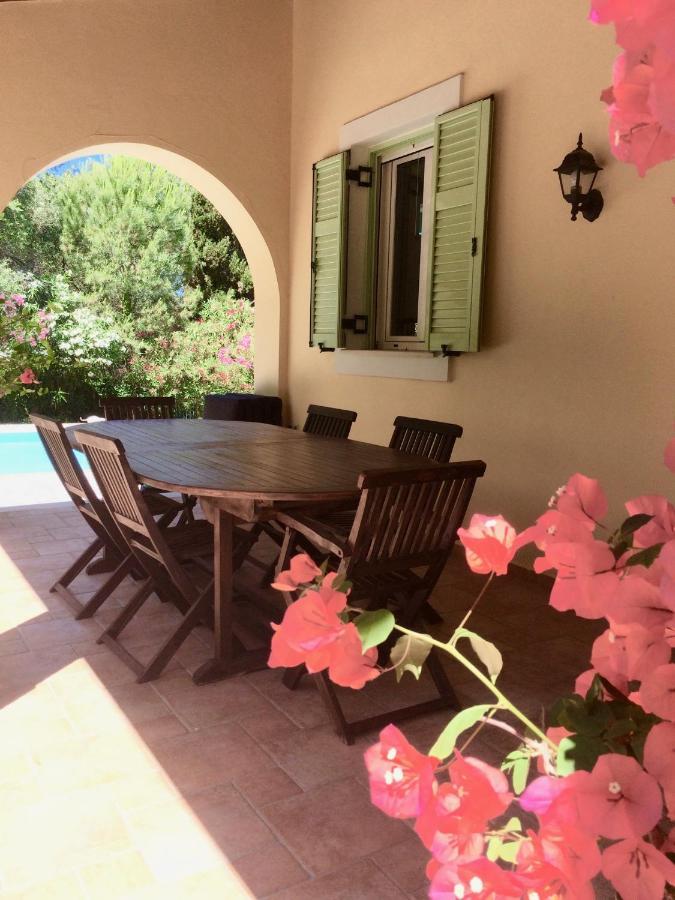 Gastouri Villa Pascalia With Heated Pool In October And Views Achílleion المظهر الخارجي الصورة