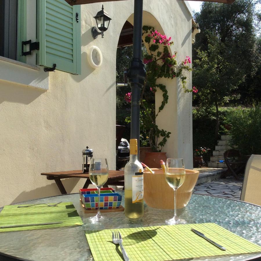 Gastouri Villa Pascalia With Heated Pool In October And Views Achílleion المظهر الخارجي الصورة