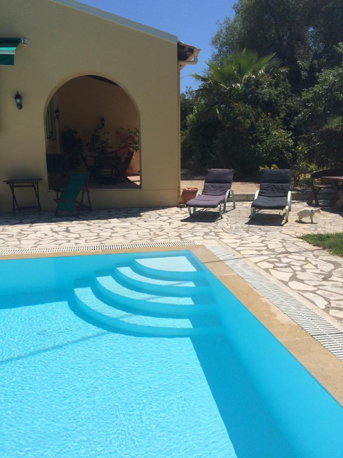 Gastouri Villa Pascalia With Heated Pool In October And Views Achílleion المظهر الخارجي الصورة