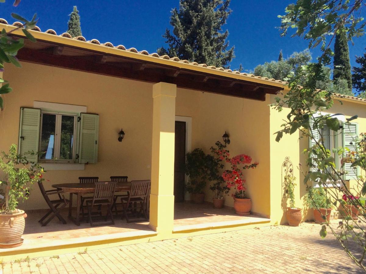 Gastouri Villa Pascalia With Heated Pool In October And Views Achílleion المظهر الخارجي الصورة